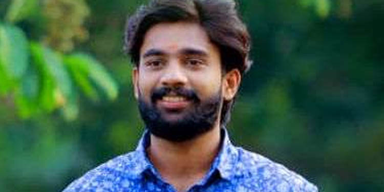 മുവാറ്റുപുഴയ്ക്കു സമീപം കാറപകടം : യുവനടന് ബേസില് ജോര്ജ് ഉള്പ്പെടെ മൂന്ന് പേര് മരിച്ചു ; നാലു പേരുടെ നില ഗുരുതരം മുവാറ്റുപുഴയ്ക്കു സമീപം കാറപകടം : യുവനടന് ബേസില് ജോര്ജ് ഉള്പ്പെടെ മൂന്ന് പേര് മരിച്ചു ; നാലു പേരുടെ നില ഗുരുതരം