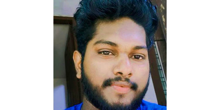 പമ്പയാറ്റില് കുളിക്കുന്നതിനിടെ യുവാവ് മുങ്ങി മരിച്ചു പമ്പയാറ്റില് കുളിക്കുന്നതിനിടെ യുവാവ് മുങ്ങി മരിച്ചു