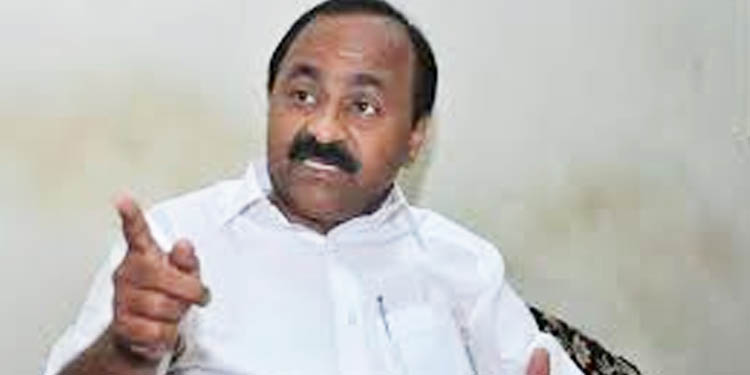 പ്രചരിക്കുന്ന സ്ക്രീന്ഷോട്ടുകള് തന്റേതല്ല – സെെബര് സഖാക്കള് വ്യാജ പ്രചാരണം നടത്തുകയാണെന്നും നിയമനടപടി സ്വീകരിക്കുമെന്നും വി.ഡി സതീശന് എംഎല്എ പ്രചരിക്കുന്ന സ്ക്രീന്ഷോട്ടുകള് തന്റേതല്ല – സെെബര് സഖാക്കള് വ്യാജ പ്രചാരണം നടത്തുകയാണെന്നും നിയമനടപടി സ്വീകരിക്കുമെന്നും വി.ഡി സതീശന് എംഎല്എ