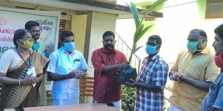 തുമ്പമണ്ണില് ഞാറ്റുവേലയും കര്ഷകസംഗമവും സംഘടിപ്പിച്ചു തുമ്പമണ്ണില് ഞാറ്റുവേലയും കര്ഷകസംഗമവും സംഘടിപ്പിച്ചു