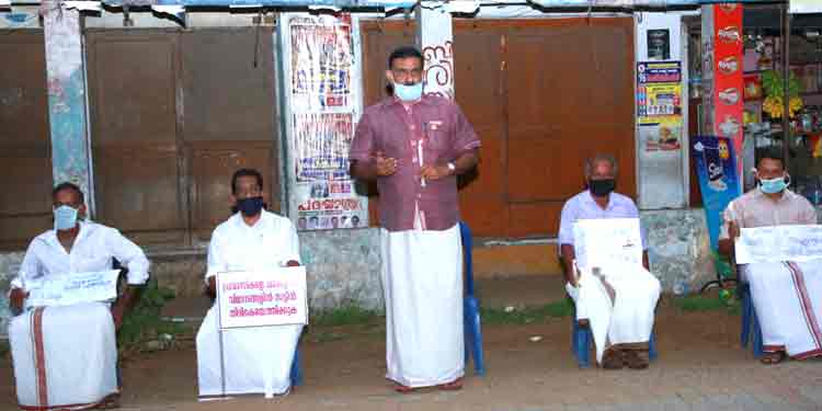 പ്രവാസികൾ സ്വയം ടിക്കറ്റ് എടുക്കണമെന്ന തീരുമാനം പ്രതിഷേധാർഹം : സലിം പി. ചാക്കോ പ്രവാസികൾ സ്വയം ടിക്കറ്റ് എടുക്കണമെന്ന തീരുമാനം പ്രതിഷേധാർഹം : സലിം പി. ചാക്കോ