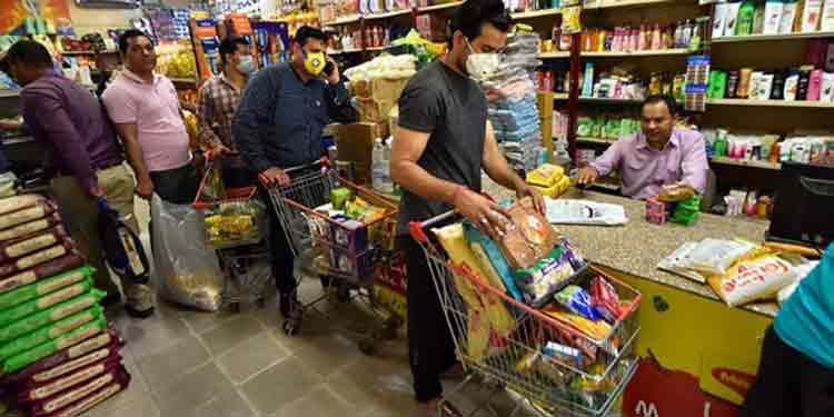 ഇന്നും നാളെയും അവശ്യ സാധനങ്ങള് വില്ക്കുന്ന കടകള് രാത്രി 9 വരെ പ്രവര്ത്തിക്കാം ഇന്നും നാളെയും അവശ്യ സാധനങ്ങള് വില്ക്കുന്ന കടകള് രാത്രി 9 വരെ പ്രവര്ത്തിക്കാം