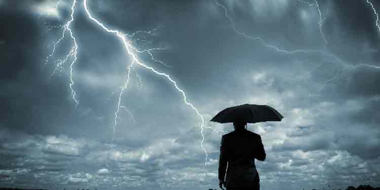 ഇടിമിന്നലും കാറ്റും : ജനങ്ങള് ജാഗ്രത പുലര്ത്തണം ഇടിമിന്നലും കാറ്റും : ജനങ്ങള് ജാഗ്രത പുലര്ത്തണം