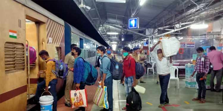 ജില്ലയില് നിന്നും ബീഹാറിലേക്ക് മടങ്ങിയത് 1194 തൊഴിലാളികള് ജില്ലയില് നിന്നും ബീഹാറിലേക്ക് മടങ്ങിയത് 1194 തൊഴിലാളികള്