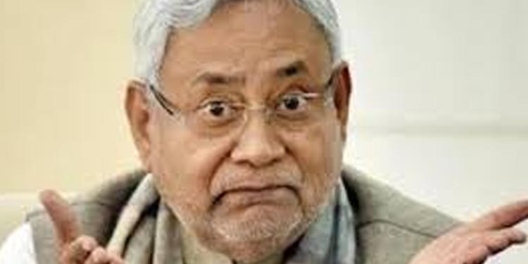 ആര്.ജെ.ഡിക്ക് കനത്ത തിരിച്ചടി : അഞ്ച് സിറ്റിംഗ് പാര്ട്ടി എം.എല്.സികള് ജെ.ഡി.യുവില് ചേര്ന്നു ആര്.ജെ.ഡിക്ക് കനത്ത തിരിച്ചടി : അഞ്ച് സിറ്റിംഗ് പാര്ട്ടി എം.എല്.സികള് ജെ.ഡി.യുവില് ചേര്ന്നു