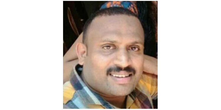 പോലീസ് ഉദ്യോഗസ്ഥനെ ദുരൂഹ സാഹചര്യത്തില് മരിച്ച നിലയില് കണ്ടെത്തി പോലീസ് ഉദ്യോഗസ്ഥനെ ദുരൂഹ സാഹചര്യത്തില് മരിച്ച നിലയില് കണ്ടെത്തി