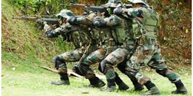 സുരക്ഷാസേനയും ഭീകരരും തമ്മില് ഏറ്റുമുട്ടലുണ്ടായി ; രണ്ടു ഭീകരരെ സൈന്യം പിടികൂടി സുരക്ഷാസേനയും ഭീകരരും തമ്മില് ഏറ്റുമുട്ടലുണ്ടായി ; രണ്ടു ഭീകരരെ സൈന്യം പിടികൂടി