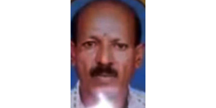 മദ്യത്തിന് പകരം സാനിറ്റൈസര് കുടിച്ച ആള് മരിച്ചു മദ്യത്തിന് പകരം സാനിറ്റൈസര് കുടിച്ച ആള് മരിച്ചു