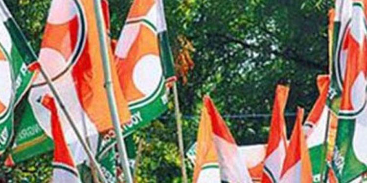 കൊവിഡ് നിരീക്ഷണത്തിലായിരുന്ന രണ്ട് രോഗികള് ആത്മഹത്യ ചെയ്ത സംഭവത്തില് വ്യാപക പ്രതിഷേധം കൊവിഡ് നിരീക്ഷണത്തിലായിരുന്ന രണ്ട് രോഗികള് ആത്മഹത്യ ചെയ്ത സംഭവത്തില് വ്യാപക പ്രതിഷേധം