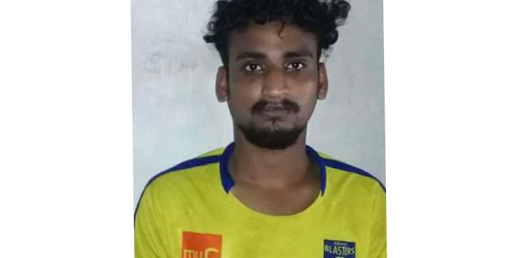 സെക്രട്ടറിയേറ്റ് ഉദ്യോഗസ്ഥനെ കുത്തിക്കൊലപ്പെടുത്താന് ശ്രമിച്ച കേസിലെ പ്രതിയെ പോലീസ് പിടികൂടി സെക്രട്ടറിയേറ്റ് ഉദ്യോഗസ്ഥനെ കുത്തിക്കൊലപ്പെടുത്താന് ശ്രമിച്ച കേസിലെ പ്രതിയെ പോലീസ് പിടികൂടി