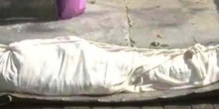 പത്തനംതിട്ട പ്രമാടം സ്വദേശി ആലപ്പുഴയില് മരിച്ചനിലയില് ; ചേർത്തലയിൽ പുഴയിൽ ചാടിയ യുവാവിനെ കാണാതായി പത്തനംതിട്ട പ്രമാടം സ്വദേശി ആലപ്പുഴയില് മരിച്ചനിലയില് ; ചേർത്തലയിൽ പുഴയിൽ ചാടിയ യുവാവിനെ കാണാതായി