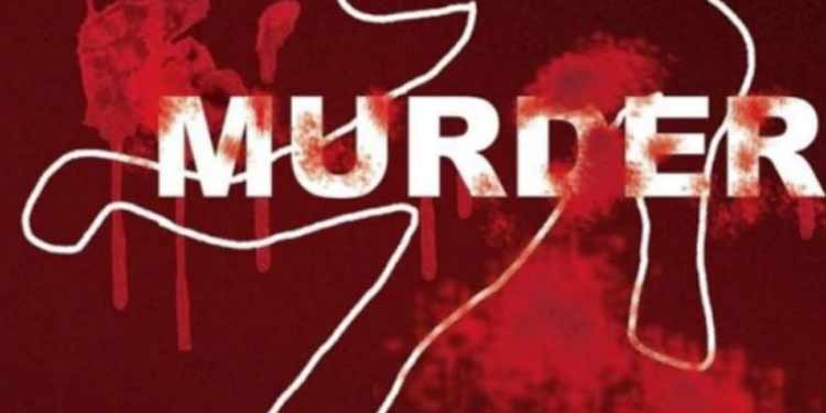 മോഷണത്തിനിടെ വീട്ടമ്മയെ തലക്കടിച്ചു കൊന്നു ; ഭര്ത്താവ് ഗുരുതര പരിക്കുകളോടെ ആശുപത്രിയില് മോഷണത്തിനിടെ വീട്ടമ്മയെ തലക്കടിച്ചു കൊന്നു ; ഭര്ത്താവ് ഗുരുതര പരിക്കുകളോടെ ആശുപത്രിയില്