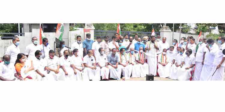 വൈദ്യുതി ചാര്ജ്ജ് വര്ദ്ധന – സര്ക്കാരിന്റെ കോവിഡ് കൊള്ള : കൊടിക്കുന്നില് സുരേഷ് എം.പി വൈദ്യുതി ചാര്ജ്ജ് വര്ദ്ധന – സര്ക്കാരിന്റെ കോവിഡ് കൊള്ള : കൊടിക്കുന്നില് സുരേഷ് എം.പി