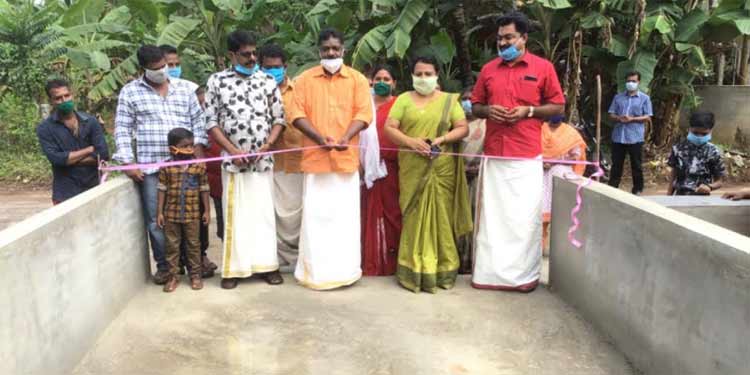 ഒരു കൊച്ചു ഗ്രാമത്തിന്റെ കുഞ്ഞു സ്വപ്നം ; കിളിവയല് ചരുവില്പടി പാലം തുറന്നു ഒരു കൊച്ചു ഗ്രാമത്തിന്റെ കുഞ്ഞു സ്വപ്നം ; കിളിവയല് ചരുവില്പടി പാലം തുറന്നു