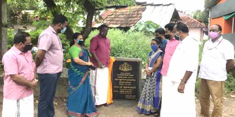 ഉന്നത നിലവാരത്തില് അടൂര് – മണ്ണടി റോഡ് നിര്മ്മാണം ആരംഭിച്ചു ഉന്നത നിലവാരത്തില് അടൂര് – മണ്ണടി റോഡ് നിര്മ്മാണം ആരംഭിച്ചു