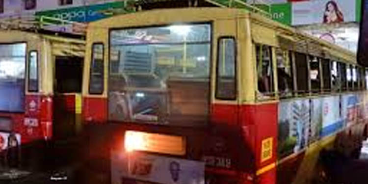 രോഗിയുടെ സമ്പര്ക്ക പട്ടികയില് നിരവധി ജീവനക്കാര് ; ഈരാറ്റുപേട്ട കെഎസ്ആര്ടിസി ഡിപ്പോ അടച്ചു രോഗിയുടെ സമ്പര്ക്ക പട്ടികയില് നിരവധി ജീവനക്കാര് ; ഈരാറ്റുപേട്ട കെഎസ്ആര്ടിസി ഡിപ്പോ അടച്ചു