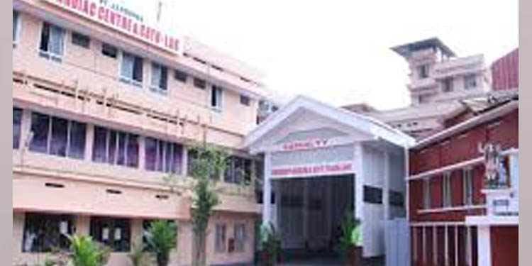 മോര്ച്ചറിയുടെ താക്കോല് കണ്ടില്ല ; ആശുപത്രിയില് ബഹളം മോര്ച്ചറിയുടെ താക്കോല് കണ്ടില്ല ; ആശുപത്രിയില് ബഹളം