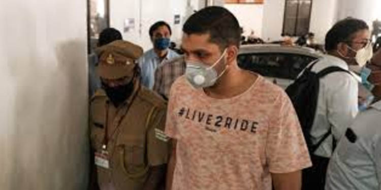 സ്വര്ണക്കടത്ത് കേസ് : കെ.ടി റമീസിനെ ഏഴ് ദിവസത്തേക്ക് എന്.ഐ.എ കസ്റ്റഡിയില് വിട്ടു സ്വര്ണക്കടത്ത് കേസ് : കെ.ടി റമീസിനെ ഏഴ് ദിവസത്തേക്ക് എന്.ഐ.എ കസ്റ്റഡിയില് വിട്ടു