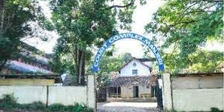 അഭിഭാഷകന് കോവിഡ് : കോടതി സമുച്ചയങ്ങൾ താല്ക്കാലികമായി അടച്ചു അഭിഭാഷകന് കോവിഡ് : കോടതി സമുച്ചയങ്ങൾ താല്ക്കാലികമായി അടച്ചു