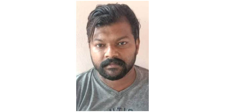 സ്വകാര്യ ചിത്രങ്ങള് കൈക്കലാക്കി ഭീഷണിപ്പെടുത്തി പീഡനo സ്വകാര്യ ചിത്രങ്ങള് കൈക്കലാക്കി ഭീഷണിപ്പെടുത്തി പീഡനo