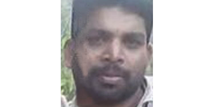 ഭാര്യയുമായി വഴക്കിട്ടതിനു പിന്നാലെ യുവാവിനെ തൂങ്ങി മരിച്ച നിലയില് കണ്ടെത്തി ഭാര്യയുമായി വഴക്കിട്ടതിനു പിന്നാലെ യുവാവിനെ തൂങ്ങി മരിച്ച നിലയില് കണ്ടെത്തി
