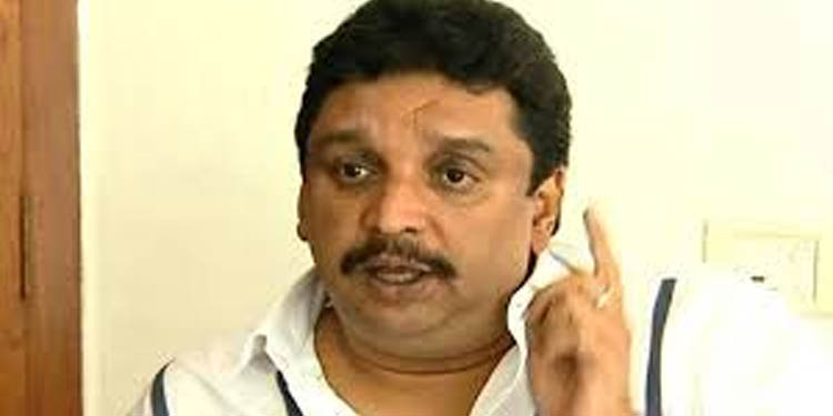 സ്വപ്ന സുരേഷ് മുഖ്യമന്ത്രിയുടെ ഓഫീസിലെ നിത്യസന്ദര്ശക : ഷിബു ബേബി ജോണ് സ്വപ്ന സുരേഷ് മുഖ്യമന്ത്രിയുടെ ഓഫീസിലെ നിത്യസന്ദര്ശക : ഷിബു ബേബി ജോണ്