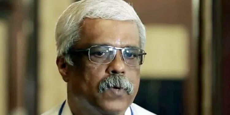 എം.ശിവശങ്കറിനെ എന്ഐഎ ഇന്ന് വീണ്ടും ചോദ്യം ചെയ്യും ; അറസ്റ്റ് ചെയ്താല് സര്ക്കാരിന് കൂടുതല് കുരുക്ക് എം.ശിവശങ്കറിനെ എന്ഐഎ ഇന്ന് വീണ്ടും ചോദ്യം ചെയ്യും ; അറസ്റ്റ് ചെയ്താല് സര്ക്കാരിന് കൂടുതല് കുരുക്ക്