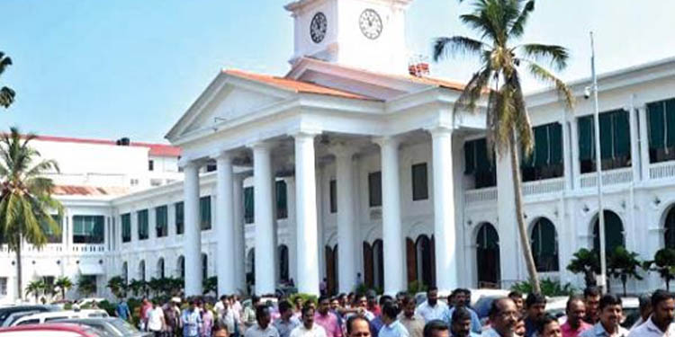 ‘സെക്രട്ടറിയേറ്റ് ജീവനക്കാരെ വഴിയില് തടയരുത്’ ഡിജിപിക്ക് ചീഫ് സെക്രട്ടറിയുടെ കത്ത് ‘സെക്രട്ടറിയേറ്റ് ജീവനക്കാരെ വഴിയില് തടയരുത്’ ഡിജിപിക്ക് ചീഫ് സെക്രട്ടറിയുടെ കത്ത്