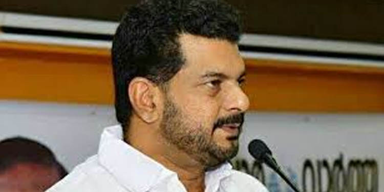 തന്റെ ജീവന് ഭീഷണിയുണ്ടെന്ന് നിലമ്പൂര് എം.എല്.എ പി.വി അന്വര് തന്റെ ജീവന് ഭീഷണിയുണ്ടെന്ന് നിലമ്പൂര് എം.എല്.എ പി.വി അന്വര്