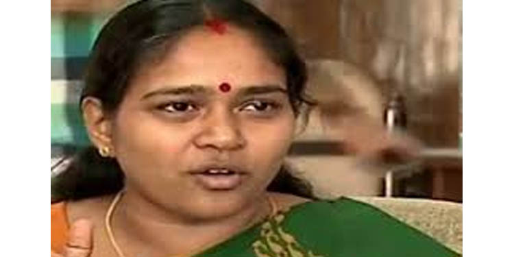 ഉമ്മന് ചാണ്ടിയുടെ സുതാര്യ കേരളത്തെ തോല്പ്പിക്കാന് പിണറായി വിജയന് സ്ട്രെയിറ്റ് ഫോര്വേഡ് തുടങ്ങി ; അതിപ്പോള് എവിടെയുണ്ടെന്ന് ശോഭാ സുരേന്ദ്രന് ഉമ്മന് ചാണ്ടിയുടെ സുതാര്യ കേരളത്തെ തോല്പ്പിക്കാന് പിണറായി വിജയന് സ്ട്രെയിറ്റ് ഫോര്വേഡ് തുടങ്ങി ; അതിപ്പോള് എവിടെയുണ്ടെന്ന് ശോഭാ സുരേന്ദ്രന്