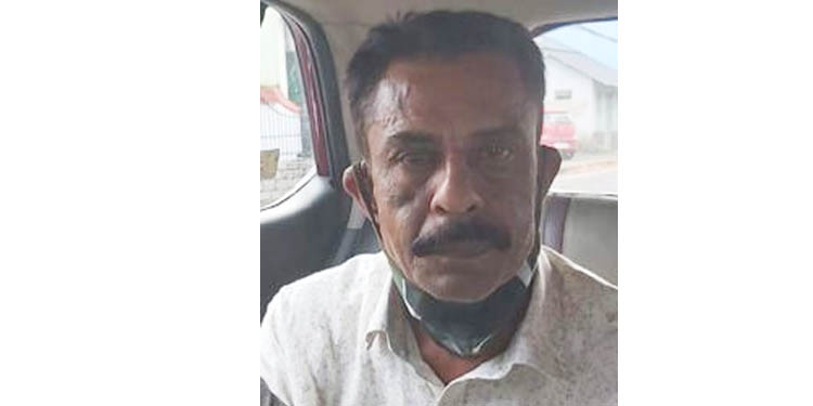 ജ്വല്ലറി കുത്തിത്തുറന്ന് സ്വര്ണാഭരണങ്ങളും പണവും കവര്ന്ന കേസിലെ പ്രതിയെ പോലീസ് അറസ്റ്റു ചെയ്തു ജ്വല്ലറി കുത്തിത്തുറന്ന് സ്വര്ണാഭരണങ്ങളും പണവും കവര്ന്ന കേസിലെ പ്രതിയെ പോലീസ് അറസ്റ്റു ചെയ്തു