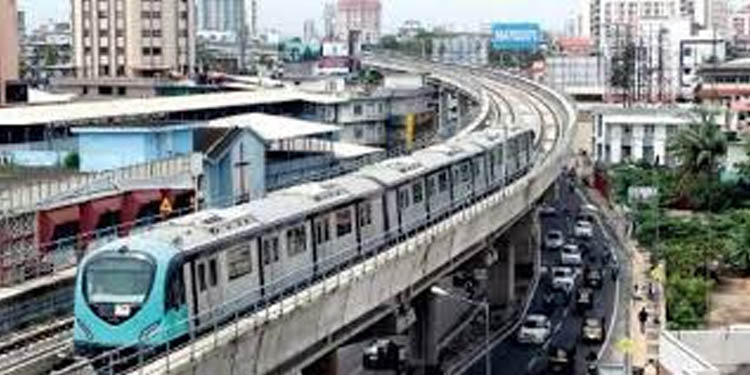കൊച്ചി മെട്രോയുടെ വായ്പാ തിരിച്ചടവ് മുടങ്ങി : ഫ്രഞ്ച് വികസന ഏജന്സിയോട് സാവകാശം ചോദിച്ച് കെഎംആര്എല് കൊച്ചി മെട്രോയുടെ വായ്പാ തിരിച്ചടവ് മുടങ്ങി : ഫ്രഞ്ച് വികസന ഏജന്സിയോട് സാവകാശം ചോദിച്ച് കെഎംആര്എല്