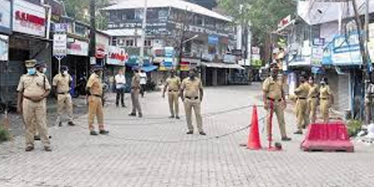 എറണാകുളം ജില്ലയില് മുന്നറിയിപ്പുകള് ഇല്ലാതെ ട്രിപ്പിള് ലോക്ക്ഡൗണ് നടപ്പാക്കും : വി എസ് സുനില് കുമാര് എറണാകുളം ജില്ലയില് മുന്നറിയിപ്പുകള് ഇല്ലാതെ ട്രിപ്പിള് ലോക്ക്ഡൗണ് നടപ്പാക്കും : വി എസ് സുനില് കുമാര്