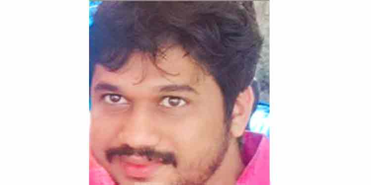 നഴ്സുമാരെ കബളിപ്പിച്ച് വൻ സാമ്പത്തിക തട്ടിപ്പ് ; ഹാരിസ് മണലംപാറയെ യുഎൻഎയിൽ നിന്ന് സസ്പെൻഡ് ചെയ്തു നഴ്സുമാരെ കബളിപ്പിച്ച് വൻ സാമ്പത്തിക തട്ടിപ്പ് ; ഹാരിസ് മണലംപാറയെ യുഎൻഎയിൽ നിന്ന് സസ്പെൻഡ് ചെയ്തു