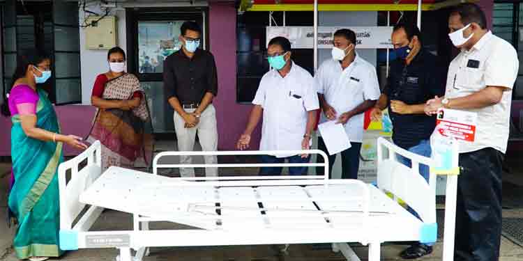 ഐ.സി.യു കട്ടിലും സാനിറ്റെസര് സ്റ്റാന്ഡുകളും നല്കി ഫര്ണിച്ചര് മാനുഫാക്ചേഴ്സ് അസോസിയേഷന് ഐ.സി.യു കട്ടിലും സാനിറ്റെസര് സ്റ്റാന്ഡുകളും നല്കി ഫര്ണിച്ചര് മാനുഫാക്ചേഴ്സ് അസോസിയേഷന്