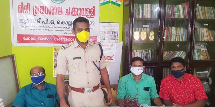 കാർഗിൽ വിജയ ദിനം മിഴി ഗ്രന്ഥശാലയുടെ നേതൃത്വത്തിൽ ആചരിച്ചു കാർഗിൽ വിജയ ദിനം മിഴി ഗ്രന്ഥശാലയുടെ നേതൃത്വത്തിൽ ആചരിച്ചു