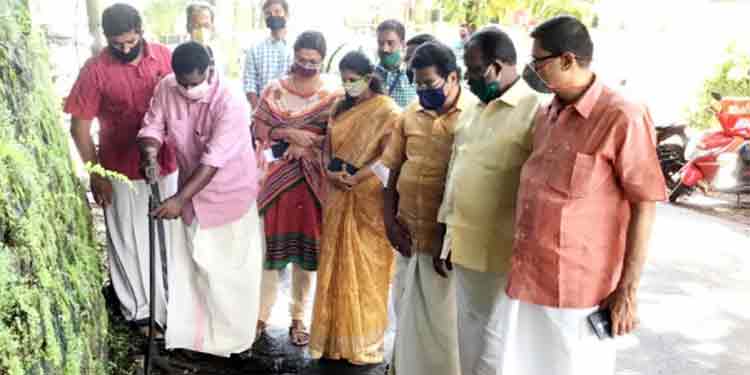 അടൂര് – തുമ്പമണ് – കോഴഞ്ചേരി റോഡ് 117 കോടി രൂപാ ചെലവില് ; സര്വേ ആരംഭിച്ചു അടൂര് – തുമ്പമണ് – കോഴഞ്ചേരി റോഡ് 117 കോടി രൂപാ ചെലവില് ; സര്വേ ആരംഭിച്ചു