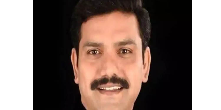 മകന് സൂപ്പര് മുഖ്യമന്ത്രി കളിക്കുകയാണ് … നിലയ്ക്കു നിര്ത്തണം ; യദിയൂരപ്പയുടെ മകനെതിരെ ബിജെപി അംഗങ്ങളുടെ കത്ത് മകന് സൂപ്പര് മുഖ്യമന്ത്രി കളിക്കുകയാണ് … നിലയ്ക്കു നിര്ത്തണം ; യദിയൂരപ്പയുടെ മകനെതിരെ ബിജെപി അംഗങ്ങളുടെ കത്ത്