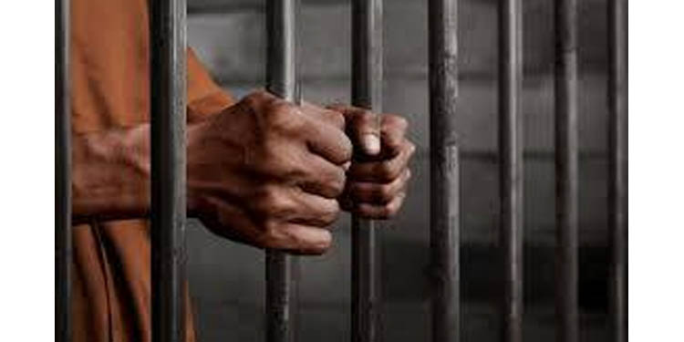 പത്തു വയസുകാരിയെ വഴിയില് തടഞ്ഞു നിറുത്തി ലൈംഗികമായി അപമാനിക്കാന് ശ്രമം : കേസില് പ്രതിക്ക് അഞ്ചു വര്ഷം തടവ് പത്തു വയസുകാരിയെ വഴിയില് തടഞ്ഞു നിറുത്തി ലൈംഗികമായി അപമാനിക്കാന് ശ്രമം : കേസില് പ്രതിക്ക് അഞ്ചു വര്ഷം തടവ്