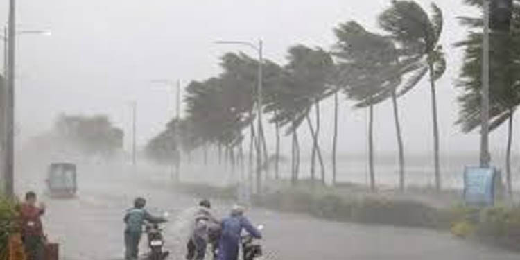 ബംഗാള് ഉള്ക്കടലില് ന്യൂനമര്ദം : സംസ്ഥാനത്ത് തിങ്കളാഴ്ച മുതല് കനത്ത മഴ പെയ്യാന് സാധ്യതയെന്ന് കാലാവസ്ഥാ വകുപ്പ് ബംഗാള് ഉള്ക്കടലില് ന്യൂനമര്ദം : സംസ്ഥാനത്ത് തിങ്കളാഴ്ച മുതല് കനത്ത മഴ പെയ്യാന് സാധ്യതയെന്ന് കാലാവസ്ഥാ വകുപ്പ്