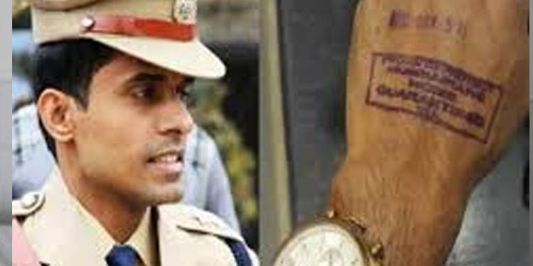 ബോളിവുഡ് യുവതാരം സുശാന്ത് സിംഗിന്റെ മരണം അന്വേഷിക്കാനെത്തിയ പാറ്റ്ന എസ് പിയെ ബലം പ്രയോഗിച്ച് ക്വാറന്റീന് ചെയ്തതായി റിപ്പോര്ട്ട് ബോളിവുഡ് യുവതാരം സുശാന്ത് സിംഗിന്റെ മരണം അന്വേഷിക്കാനെത്തിയ പാറ്റ്ന എസ് പിയെ ബലം പ്രയോഗിച്ച് ക്വാറന്റീന് ചെയ്തതായി റിപ്പോര്ട്ട്