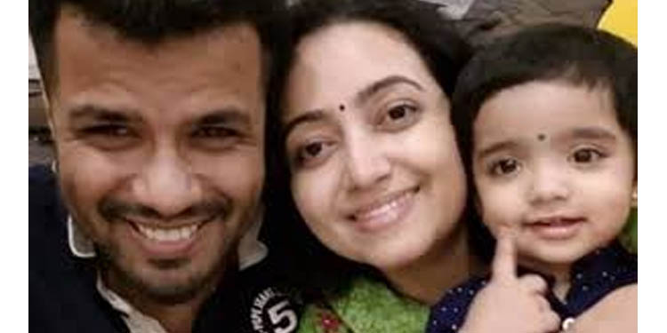 ബാലഭാസ്കറിന്റെ മരണം : അപകടസമയത്ത് വാഹനമോടിച്ചത് ഡ്രൈവര് അര്ജുനായിരുന്നെന്ന് ലക്ഷ്മി ബാലഭാസ്കറിന്റെ മരണം : അപകടസമയത്ത് വാഹനമോടിച്ചത് ഡ്രൈവര് അര്ജുനായിരുന്നെന്ന് ലക്ഷ്മി