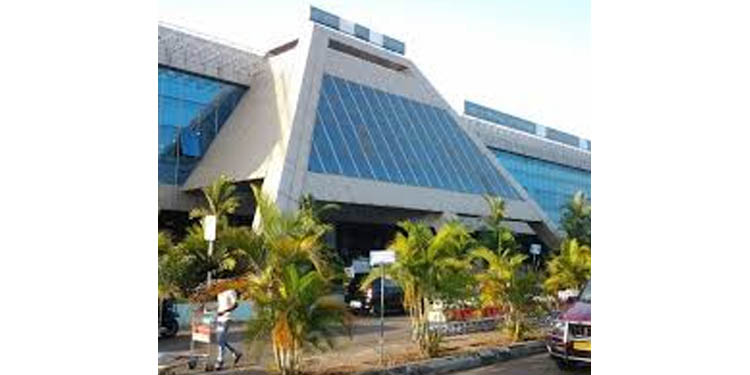 കോഴിക്കോട് വിമാനത്താവളത്തില് വീണ്ടും വലിയ വിമാനങ്ങള്ക്ക് വിലക്ക് കോഴിക്കോട് വിമാനത്താവളത്തില് വീണ്ടും വലിയ വിമാനങ്ങള്ക്ക് വിലക്ക്