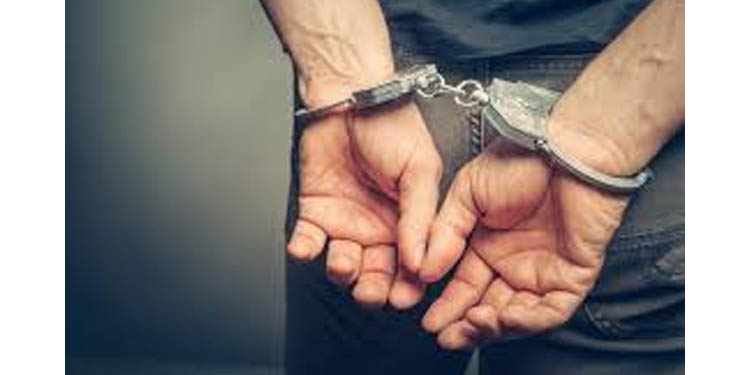 52കാരിയായ വീട്ടമ്മയെ പീഡിപ്പിച്ച കേസില് യുവാവ് അറസ്റ്റില് 52കാരിയായ വീട്ടമ്മയെ പീഡിപ്പിച്ച കേസില് യുവാവ് അറസ്റ്റില്