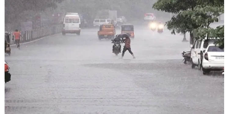 സംസ്ഥാനത്ത് അതിതീവ്ര മഴയ്ക്ക് സാദ്ധ്യത ; ഇടുക്കിയിലും വയനാട്ടിലും റെഡ് അലര്ട്ട് സംസ്ഥാനത്ത് അതിതീവ്ര മഴയ്ക്ക് സാദ്ധ്യത ; ഇടുക്കിയിലും വയനാട്ടിലും റെഡ് അലര്ട്ട്