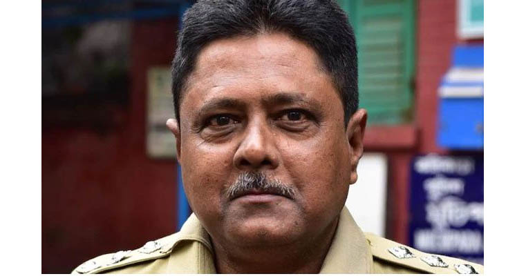 കൊവിഡ് ബാധിച്ച് കൊല്ക്കത്തയിലെ മുതിര്ന്ന പോലീസ് ഉദ്യോഗസ്ഥന് മരിച്ചു കൊവിഡ് ബാധിച്ച് കൊല്ക്കത്തയിലെ മുതിര്ന്ന പോലീസ് ഉദ്യോഗസ്ഥന് മരിച്ചു