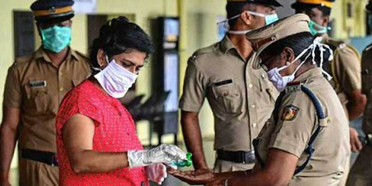 ആറ്റിങ്ങല് ഡി.വൈ.എസ്.പിക്കും കൂടെയുള്ള എട്ട് പോലീസുകാര്ക്കും കൊവിഡ് സ്ഥിരീകരിച്ചു ആറ്റിങ്ങല് ഡി.വൈ.എസ്.പിക്കും കൂടെയുള്ള എട്ട് പോലീസുകാര്ക്കും കൊവിഡ് സ്ഥിരീകരിച്ചു