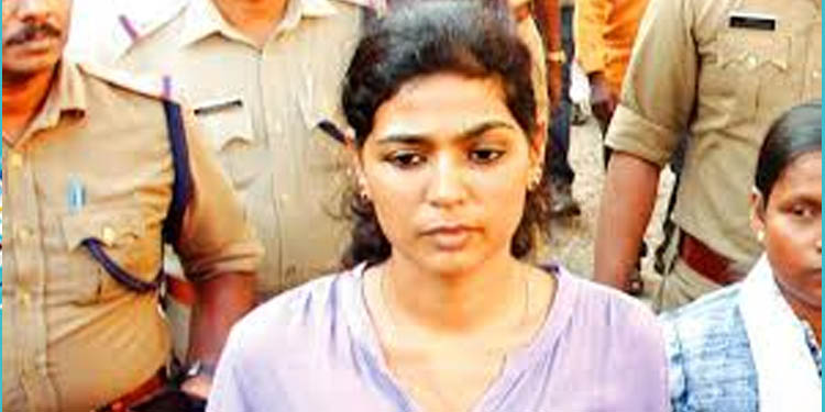 നഗ്നത പ്രദര്ശനം : രഹ്ന ഫാത്തിമ റിമാന്ഡില് നഗ്നത പ്രദര്ശനം : രഹ്ന ഫാത്തിമ റിമാന്ഡില്