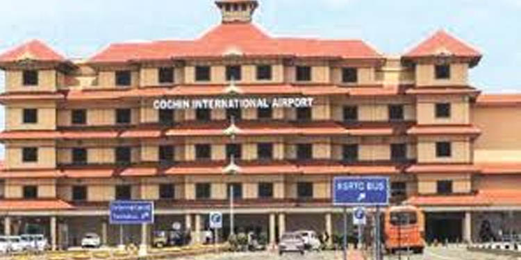 സ്വര്ണക്കടത്ത് ; എന്ഐഎ നെടുമ്പാശ്ശേരി വിമാനത്താവളത്തില് മിന്നല് പരിശോധന നടത്തി സ്വര്ണക്കടത്ത് ; എന്ഐഎ നെടുമ്പാശ്ശേരി വിമാനത്താവളത്തില് മിന്നല് പരിശോധന നടത്തി