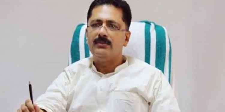 മതഗ്രന്ഥം പാഴ്സലിൽ വന്ന സംഭവം : സംസ്ഥാന പ്രോട്ടോക്കോൾ ഓഫീസർക്ക് കസ്റ്റംസിന്റെ സമൻസ് മതഗ്രന്ഥം പാഴ്സലിൽ വന്ന സംഭവം : സംസ്ഥാന പ്രോട്ടോക്കോൾ ഓഫീസർക്ക് കസ്റ്റംസിന്റെ സമൻസ്